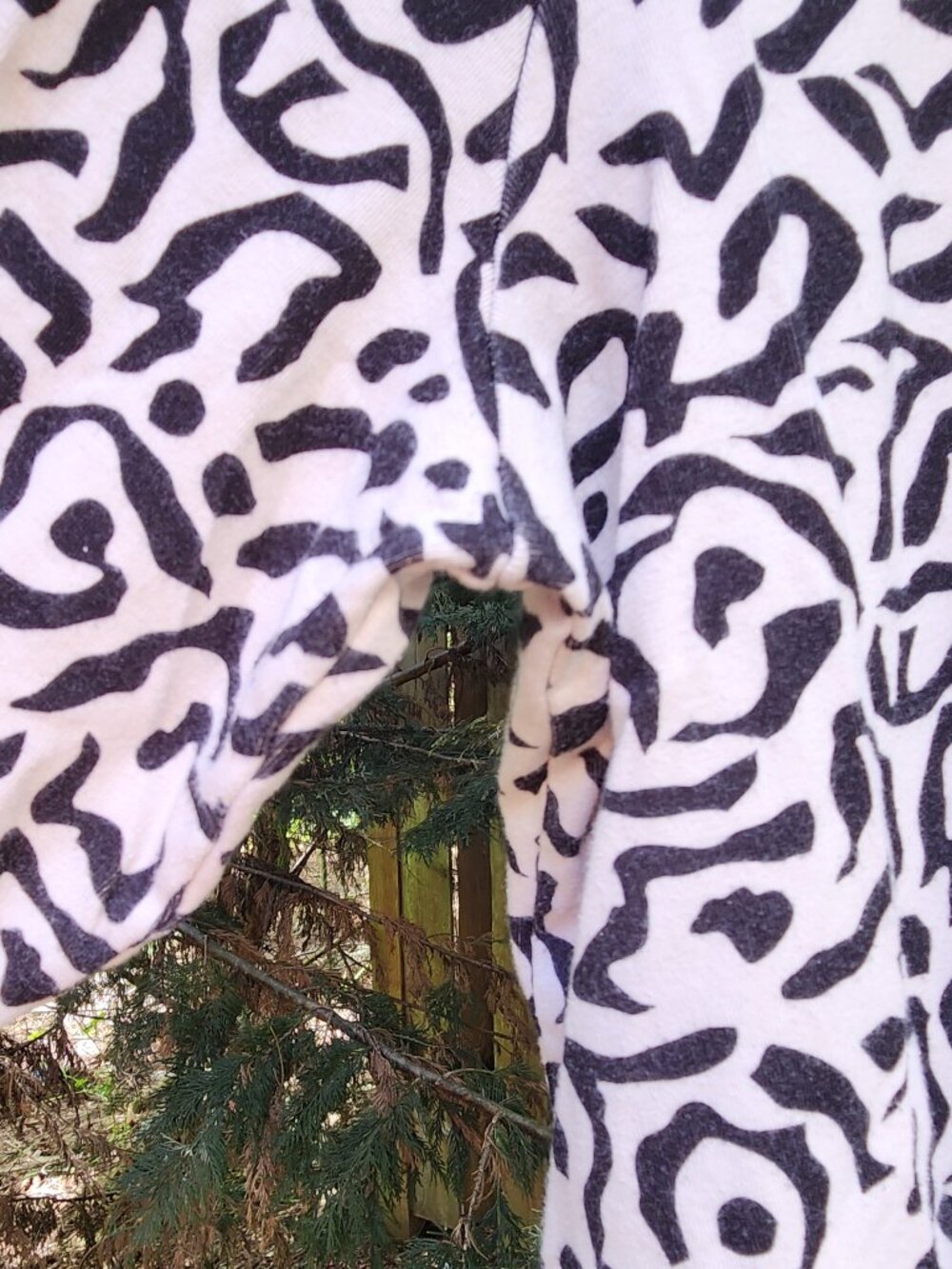 EUC Chico's 4 / XXL Women's Black and white geometric 3/4 sleeve Cotton top - Picture 4 of 9